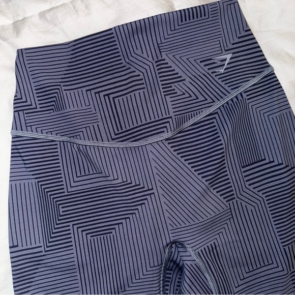 Gym Shark Women's Bra and Leggings Set - Picture 3 of 6